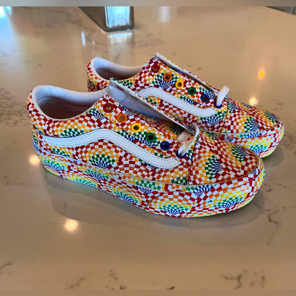 Vans Old Skool Platform Pride Sneakers